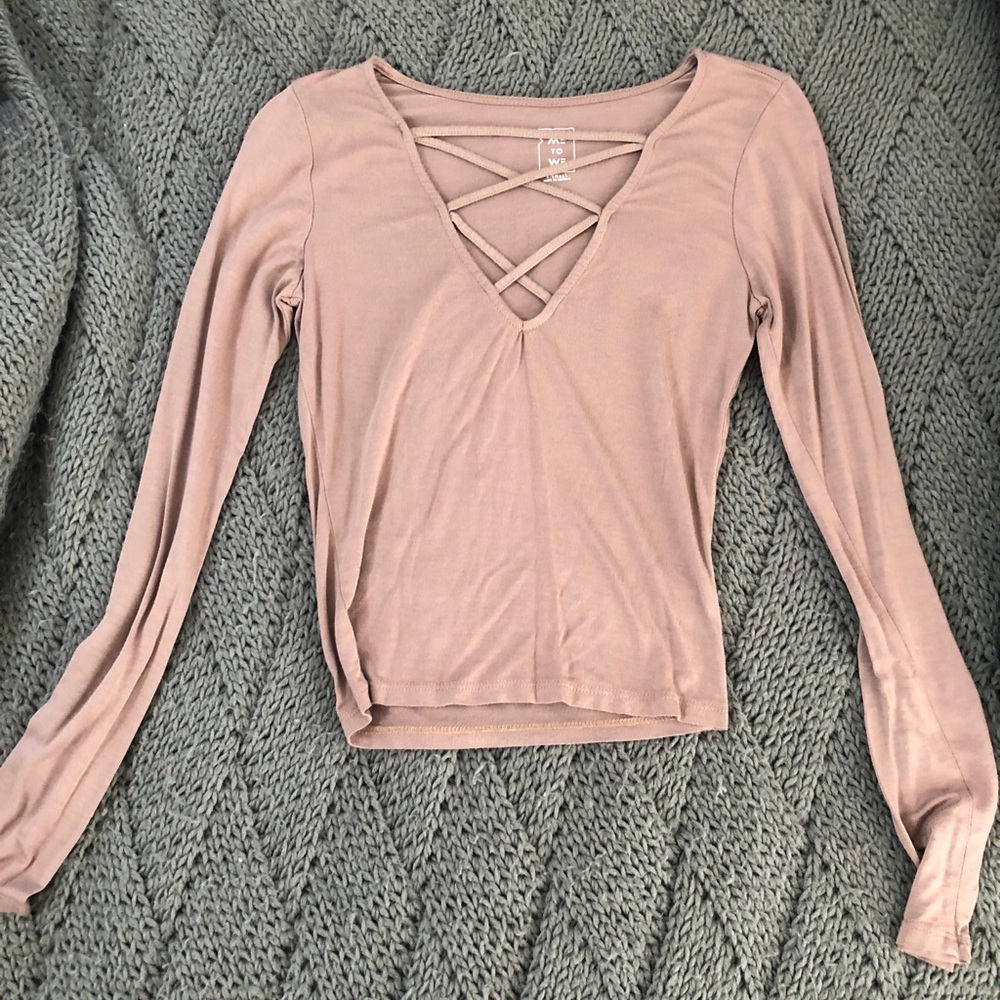 Me to We shirt size x-small